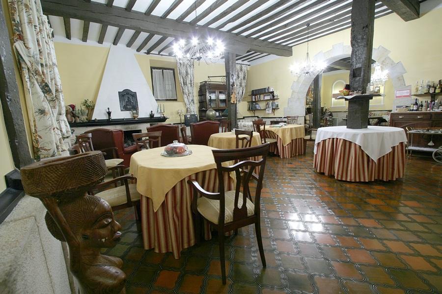 Hotel Palacio La Casona De Cerrazo Exteriör bild