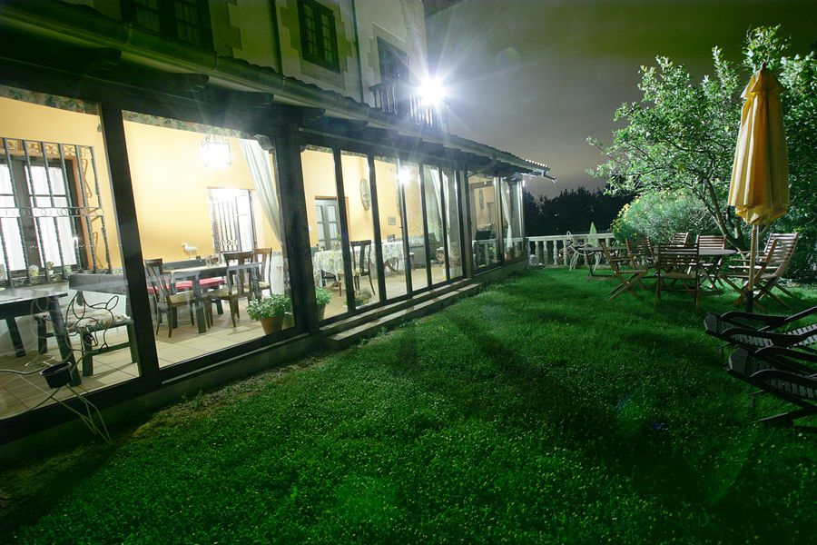Hotel Palacio La Casona De Cerrazo Exteriör bild